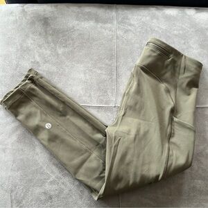 Lululemon Legging‎ Crop 23” Size 4